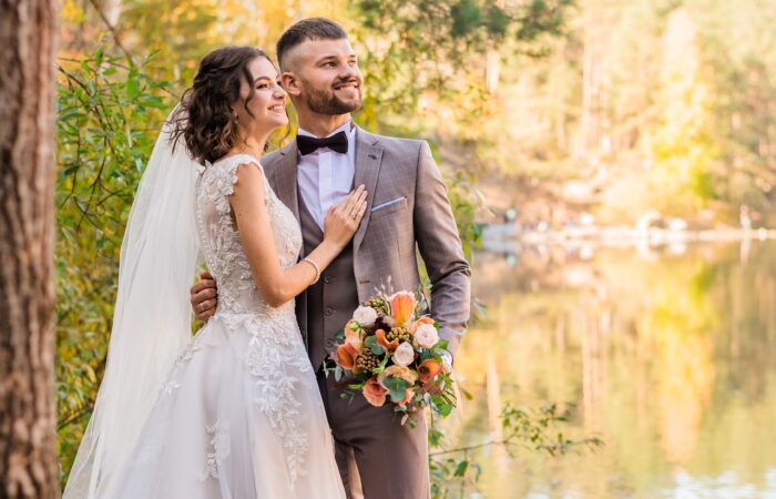 Guide_ultime_pour_attacher_votre_traîne_de_robe_de_mariée